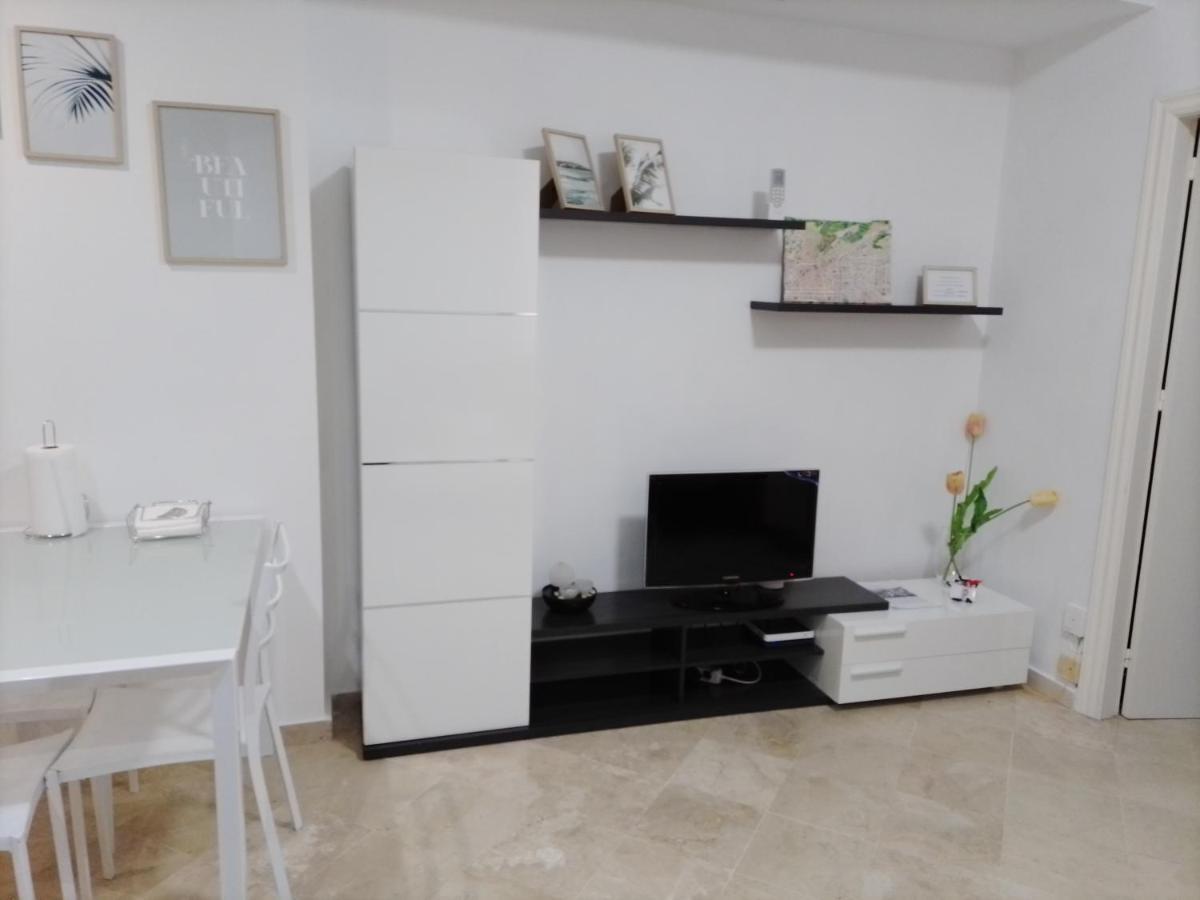 Apartamentos Serrallo, parking gratuito y piscina Granada Esterno foto
